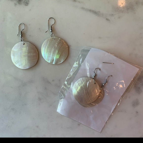 mother of pearl sterling silver circle - Picture 2 of 2